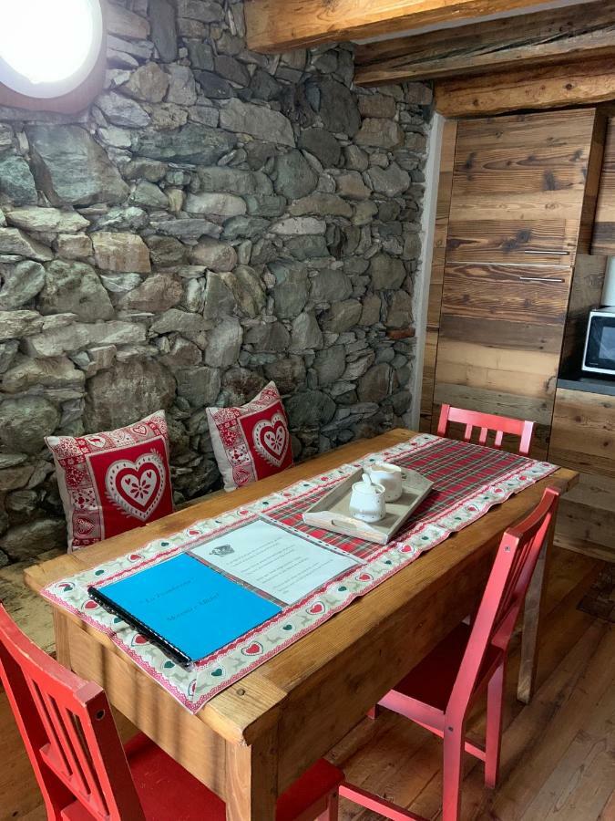 La Tzambretta Apartment Aosta Luaran gambar